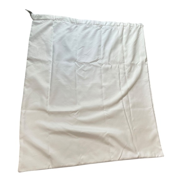 Lululemon Cactus Leather Shoulder Bag 8L Black With Gold Hardware & Dust Bag - Picture 13 of 16